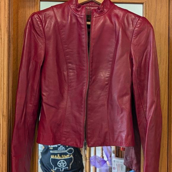Vintage Danier Red Italian Leather Jacket - Picture 3 of 9